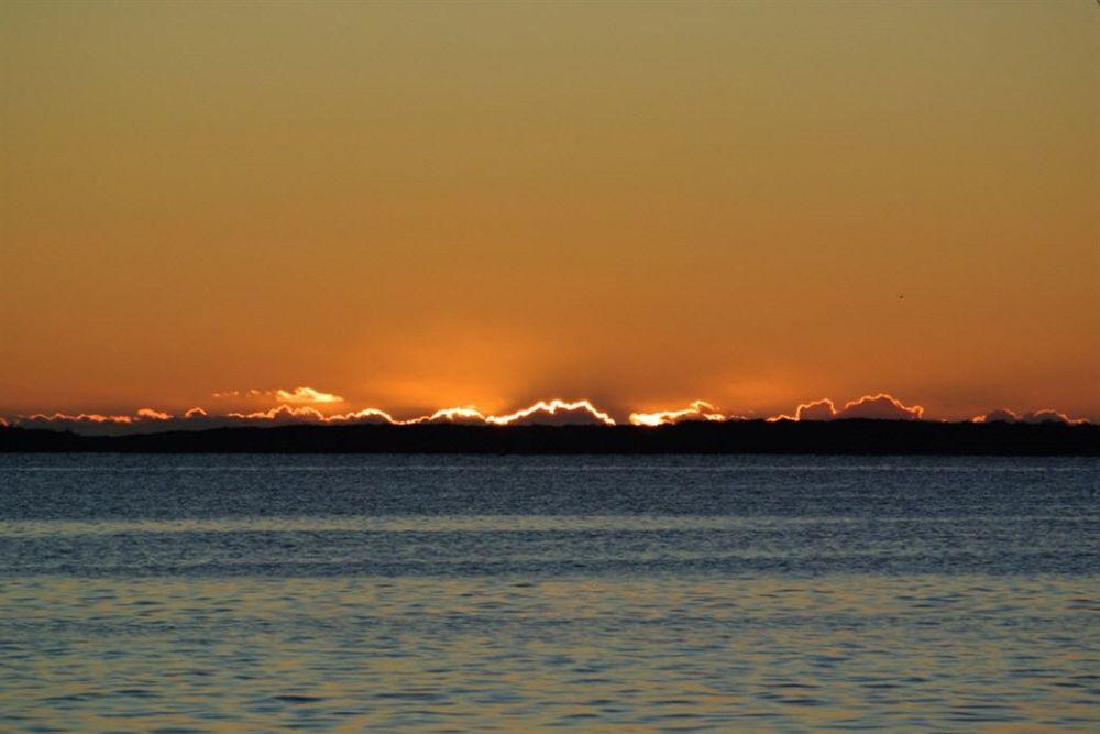 Huskisson Beach Motel Bagian luar foto
