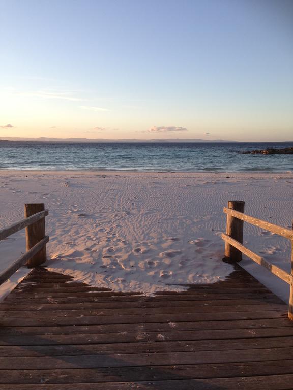 Huskisson Beach Motel Bagian luar foto