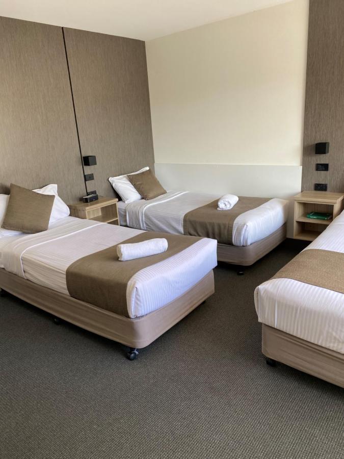 Huskisson Beach Motel Bagian luar foto